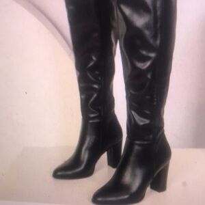 Black Knee-High Women's Boots